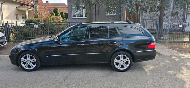 Gebraucht Mercedes E280 Avantgarde 190 PS (139 kW) 2008 Schwarz Kombi