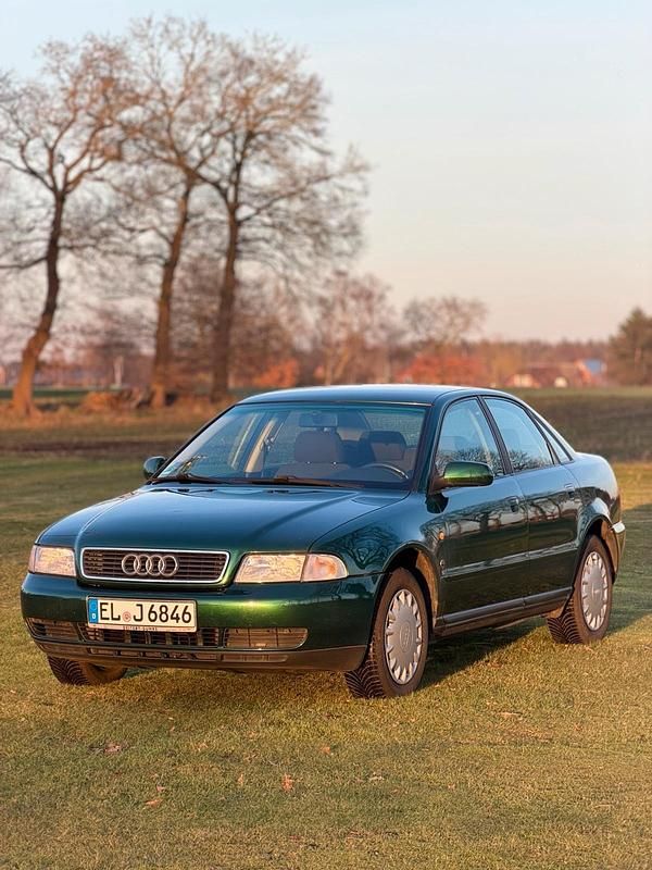 Gebraucht Audi A4 105 PS (77 kW) 1998 Grün Limousine