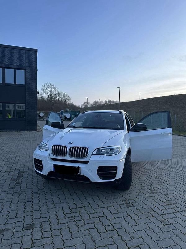 Weiß Gebraucht 2012 BMW X6 M Sport SUV | 18.000 € - Bild 1/4