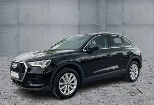 Gebraucht Audi Q3 Ambiente 245 PS (180 kW) 2022 Mythosschwarz metallic SUV
