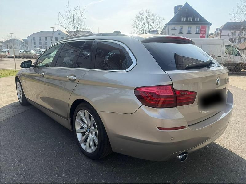 Gebraucht BMW 535 Luxury Line 313 PS (230 kW) 2015 Grau Kombi