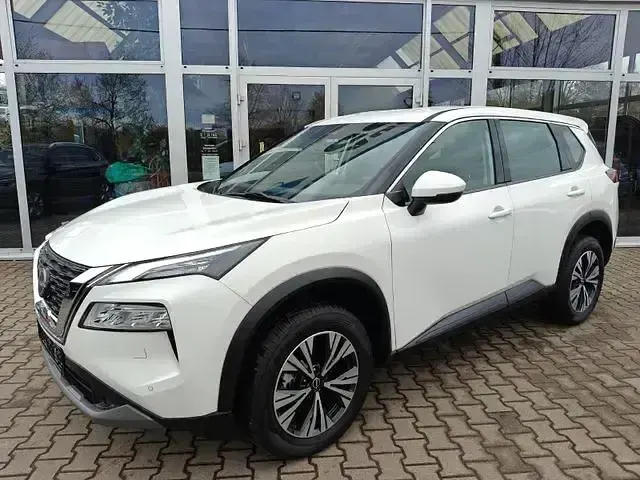 Gebraucht Nissan X-Trail Acenta 163 PS (119 kW) 2024 Weiss SUV
