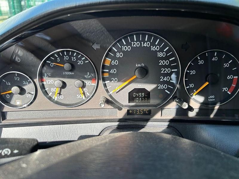 Gebraucht Mercedes SL320 224 PS (164 kW) 2000 Blau Cabrio