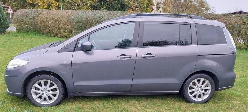 Grau Gebraucht 2010 Mazda 5 Van / Kleinbus | 3.999 € (Fairer Preis) - Bild 1/4
