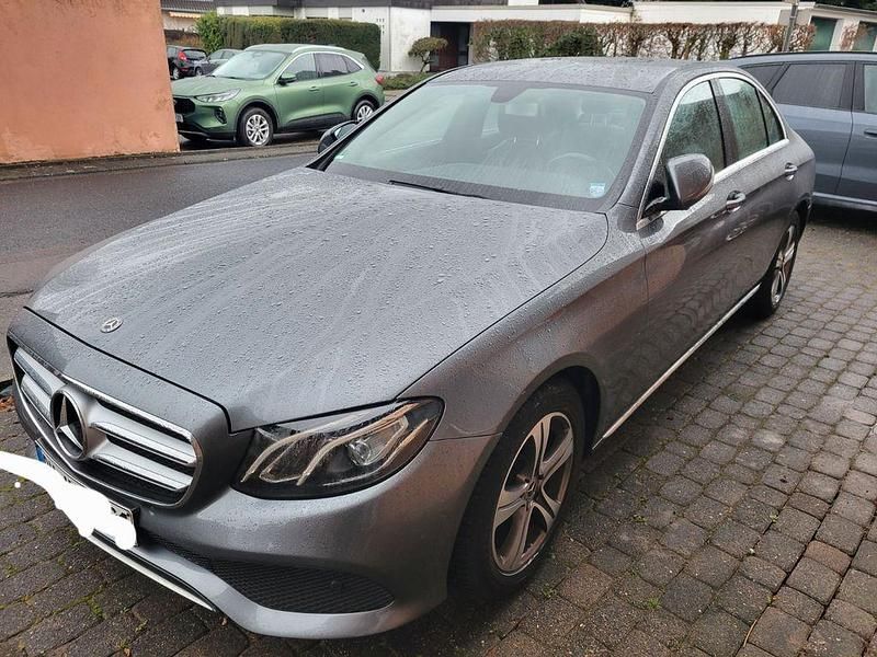 Gebraucht Mercedes E200 150 PS (110 kW) 2018 Grau Limousine