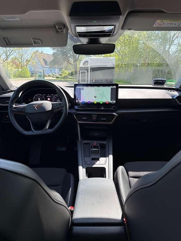 Gebraucht Cupra Leon 150 PS (110 kW) 2024 Weiß Kombi