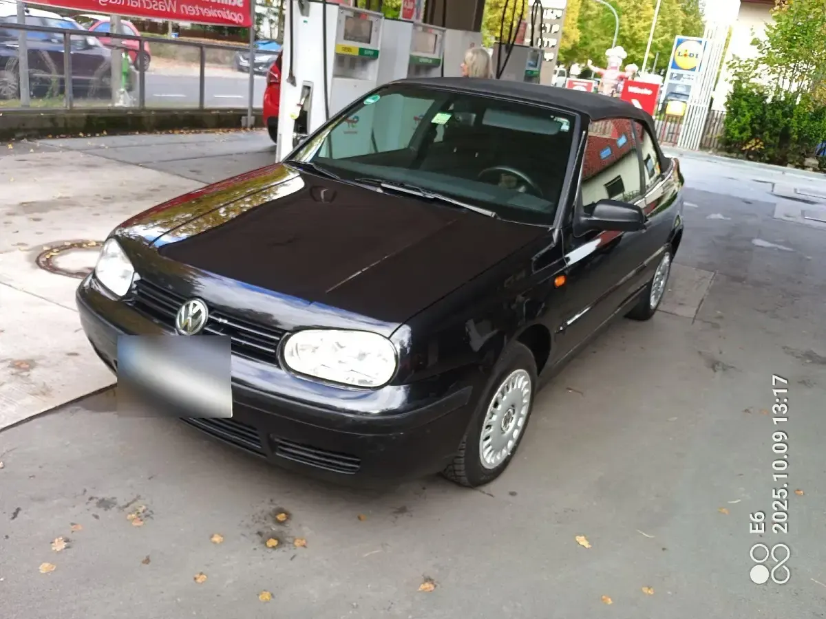 Gebraucht VW Golf Cabriolet 101 PS (74 kW) 1998 Schwarz Cabrio