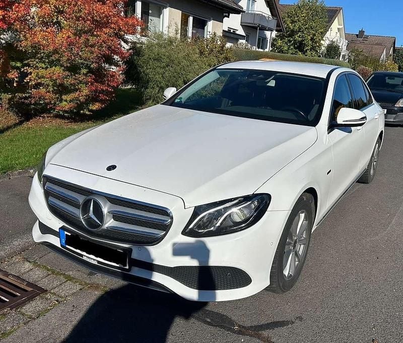 Gebraucht Mercedes E350 211 PS (155 kW) 2018 Weiß Limousine
