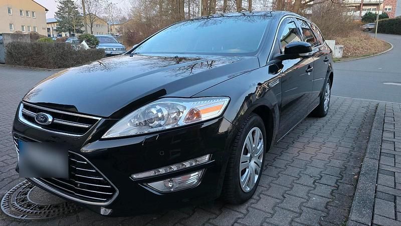 Gebraucht Ford Mondeo 140 PS (102 kW) 2014 Schwarz Kombi