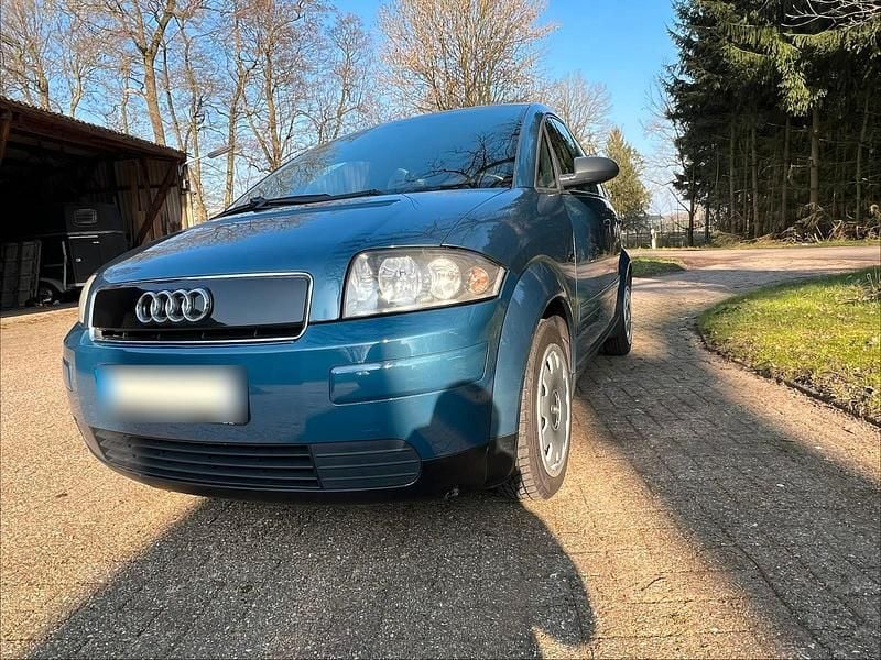 Second-hand Audi A2 75 CP (55 kW) 2001 Albastru Hatchback