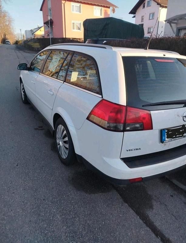 Gebraucht Opel Vectra 155 PS (114 kW) 2007 Weiß Kombi