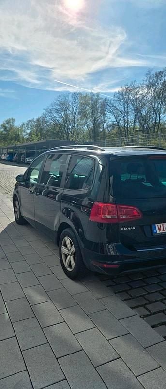 Gebraucht VW Sharan Trendline 150 PS (110 kW) 2011 Schwarz Van / Kleinbus