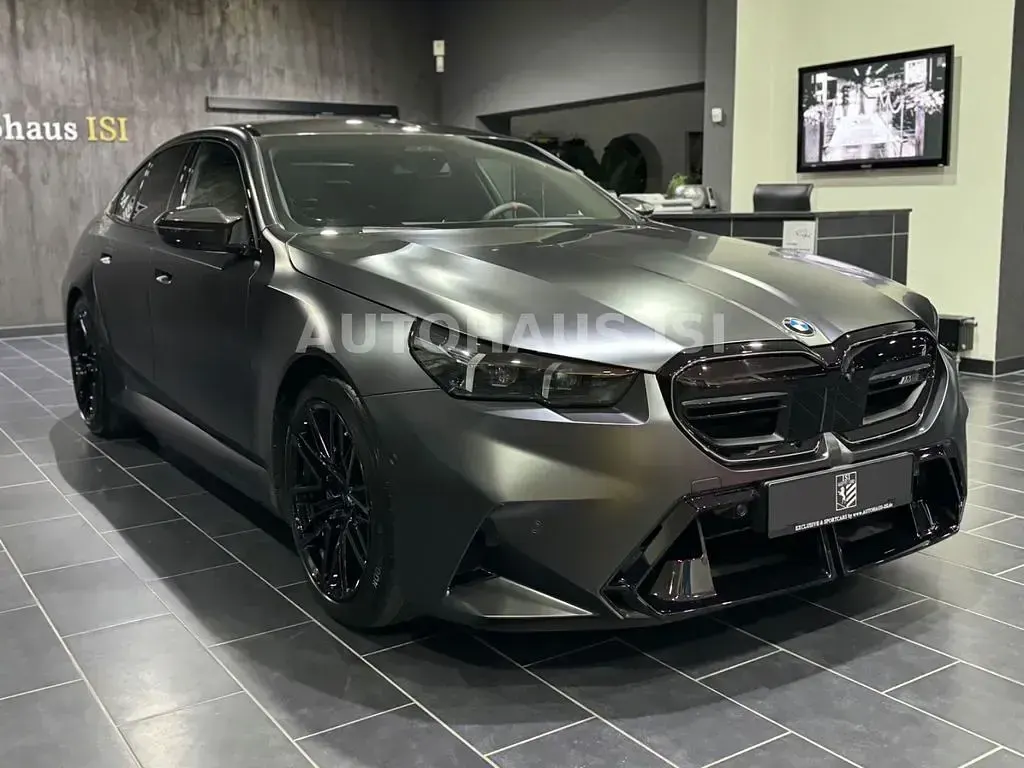 Gebraucht BMW M5 585 PS (430 kW) 2025 Grau Limousine