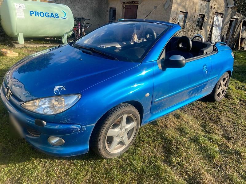 Gebraucht Peugeot 206 CC 110 PS (80 kW) 2004 Cabrio