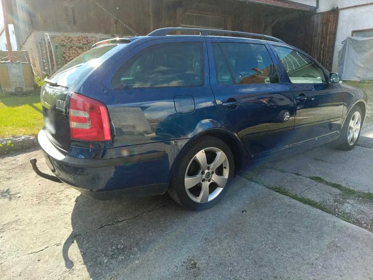 Usata Skoda Octavia 150 CV (110 kW) 2008 Blu Station wagon
