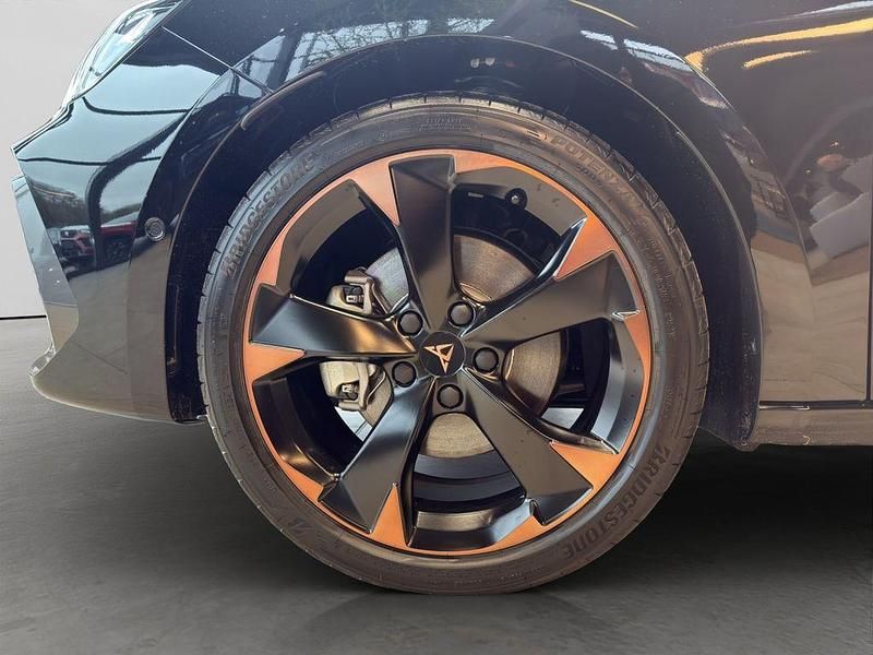 Neu Cupra Leon 204 PS (150 kW) 2026 Schwarz Limousine