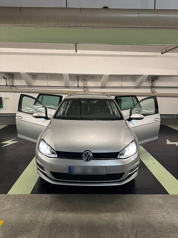 Gebraucht VW Golf VII Allstar 110 PS (80 kW) 2016 Grau Kombi