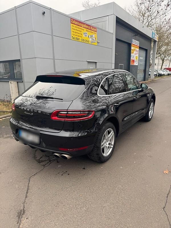 Gebraucht Porsche Macan S 258 PS (189 kW) 2016 Schwarz SUV