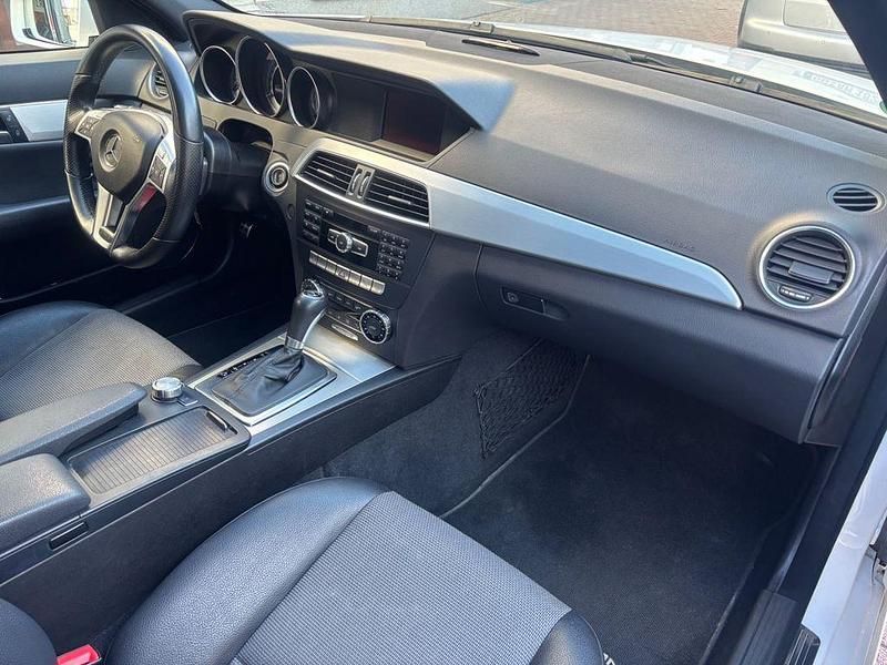 Gebraucht Mercedes C220 AMG 170 PS (125 kW) 2013 Weiß Kombi