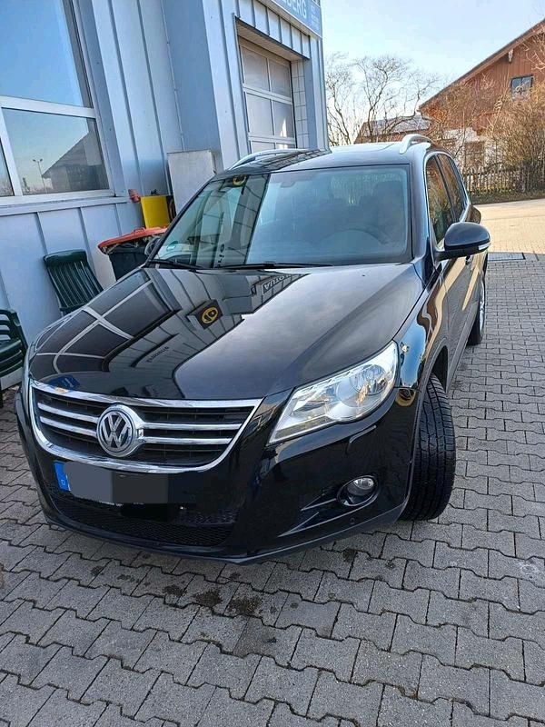 Schwarz Gebraucht 2009 VW Tiguan SUV | 6.800 € (Etwas zu teuer) - Bild 1/4