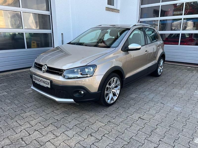 Beige Gebraucht 2015 VW Polo Cross Kleinwagen | 12.990 € (Fairer Preis) - Bild 1/4