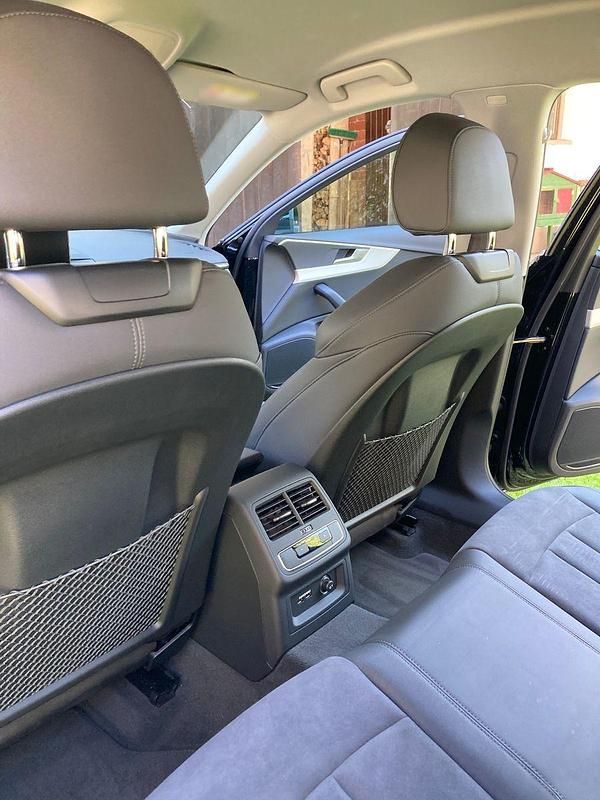 Gebraucht Audi A4 S-Line 150 PS (110 kW) 2024 Schwarz Kombi