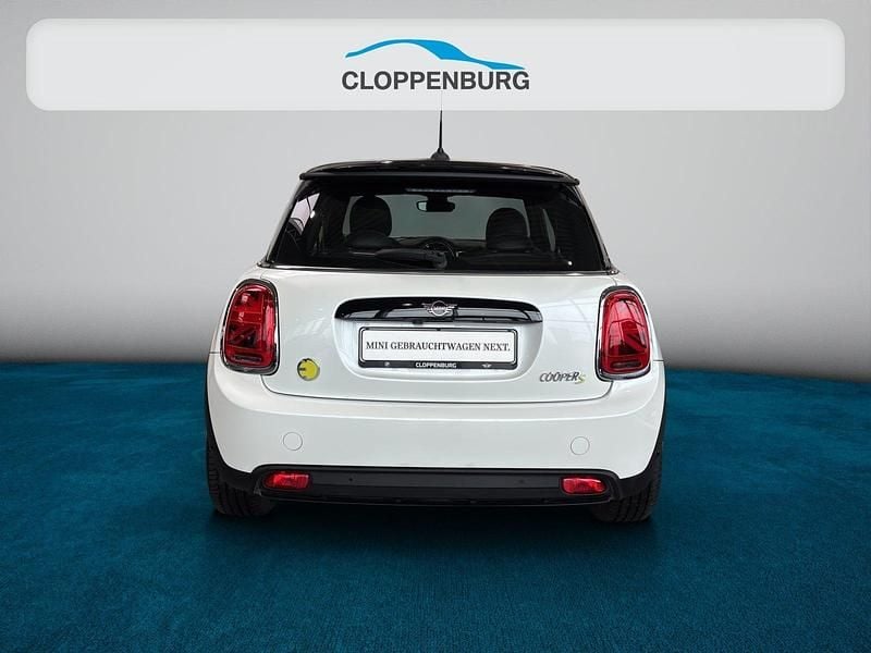 Gebraucht Mini Cooper SE Classic 135 kW (184 PS) 2023 Weiß Kleinwagen