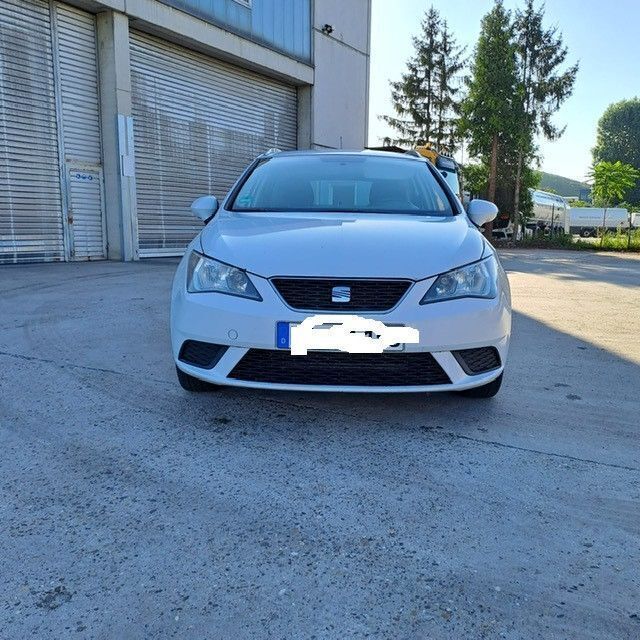 Weiß Gebraucht 2013 Seat Ibiza Style Limousine | 2.737 € (Fairer Preis) - Bild 1/4
