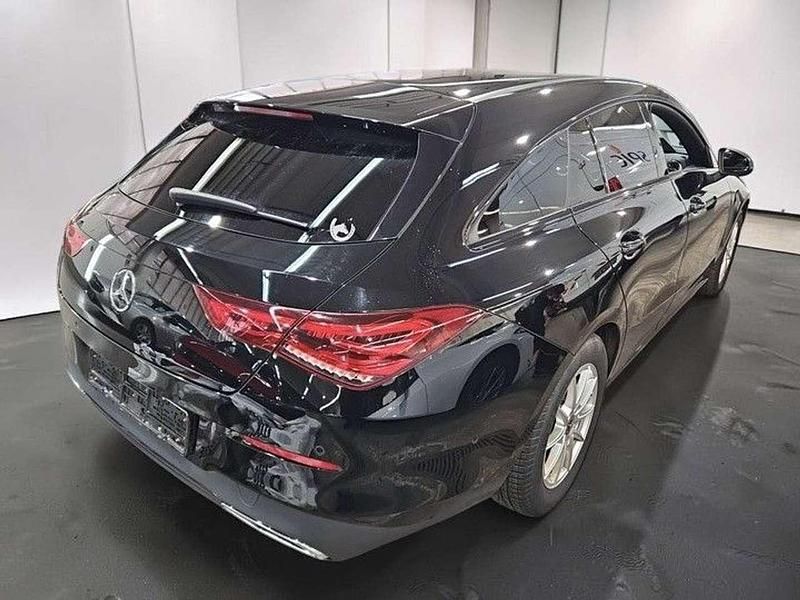 Gebraucht Mercedes CLA200 150 PS (110 kW) 2023 Nachtschwarz Kombi