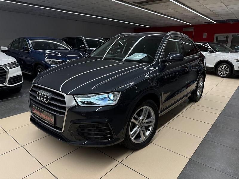 Grau Gebraucht 2018 Audi Q3 Sport SUV | 18.999 € (Guter Preis) - Bild 1/4