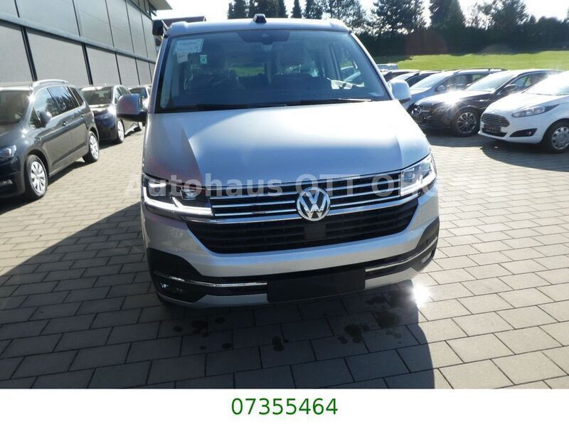 Neu VW T6.1 California 150 PS (110 kW) 2025 Silber Van