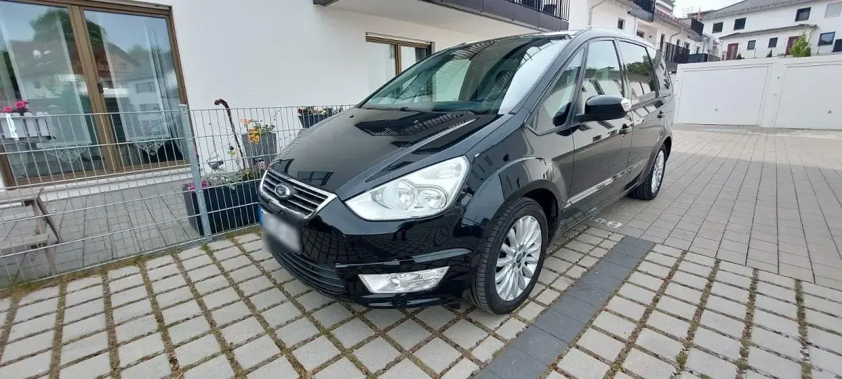 Gebraucht Ford Galaxy 140 PS (102 kW) 2015 Schwarz Van / Kleinbus