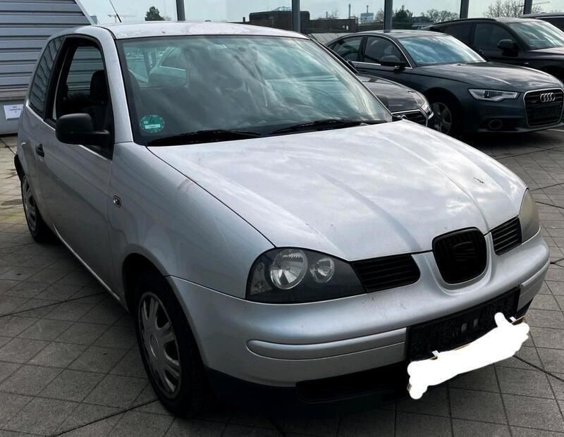 Silber Gebraucht 2004 Seat Arosa Kleinwagen | 1.700 € (Etwas zu teuer) - Bild 1/4