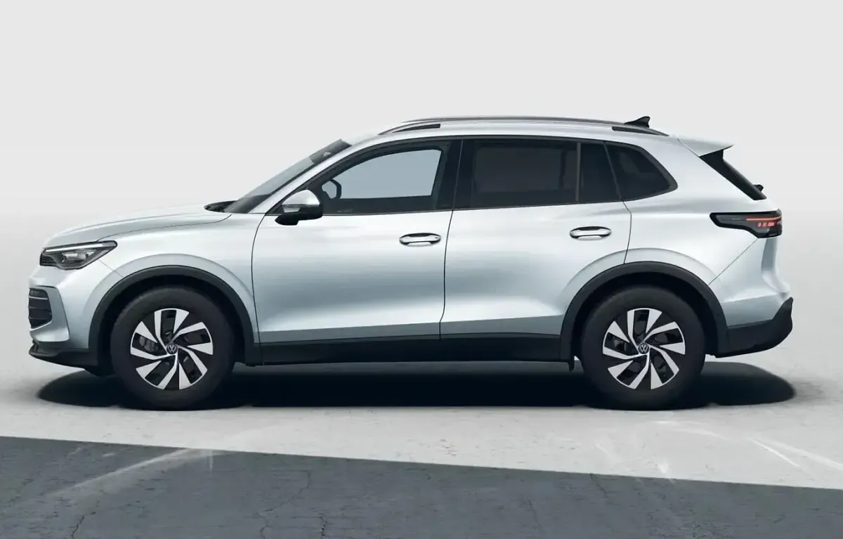 Neu VW Tiguan IQ Drive 150 PS (110 kW) 2026 Oyster silver metallic SUV