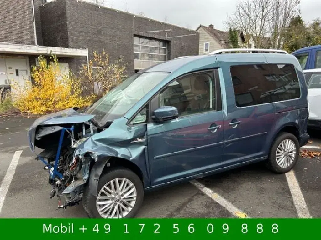 Gebraucht VW Caddy Comfortline 125 PS (91 kW) 2017 Grün Van / Kleinbus