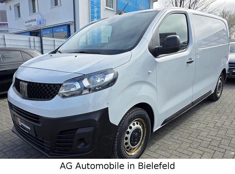 Gebraucht Fiat Scudo Basis 120 PS (88 kW) 2023 Weiß Van