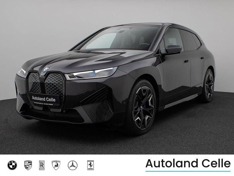 Sophistograu brillanteffekta9 Gebraucht 2022 BMW iX Sport Line SUV | 48.999 € (Fairer Preis) - Bild 1/4