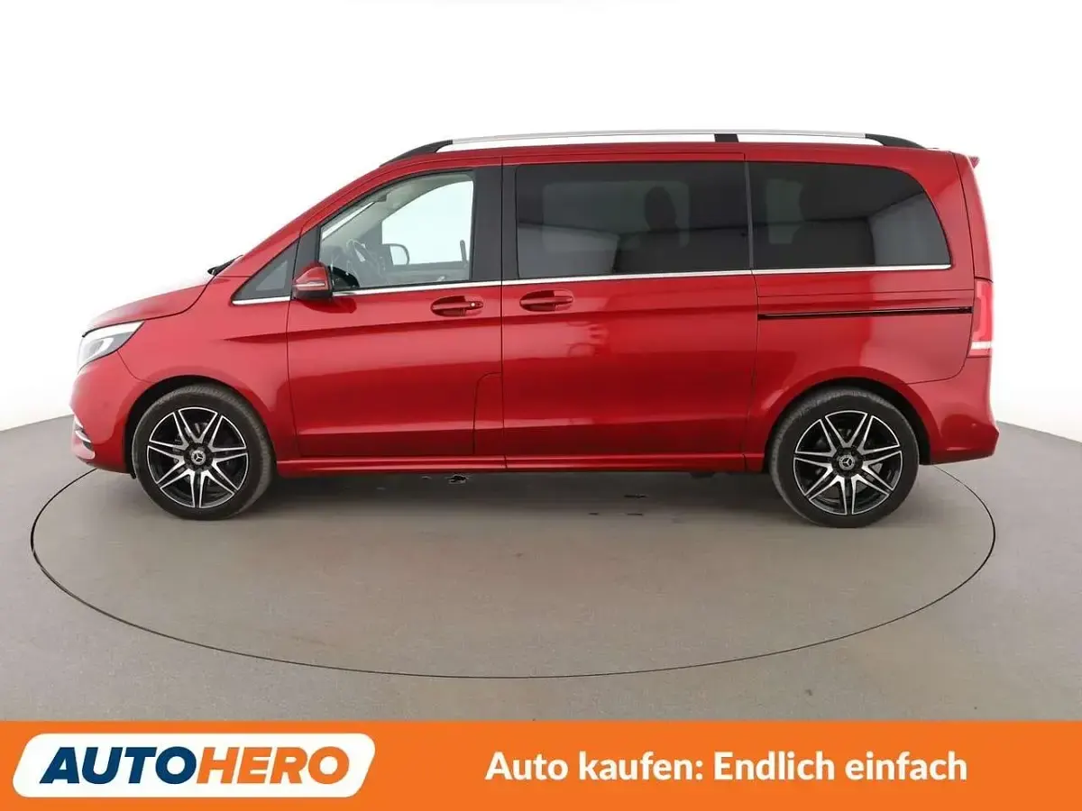 Gebraucht Mercedes V300 Avantgarde Edition 237 PS (174 kW) 2021 Hyazinthrot Van / Kleinbus
