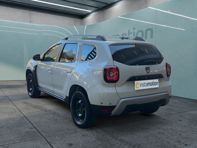 Gebraucht Dacia Duster Celebration 91 PS (66 kW) 2021 Weiß SUV