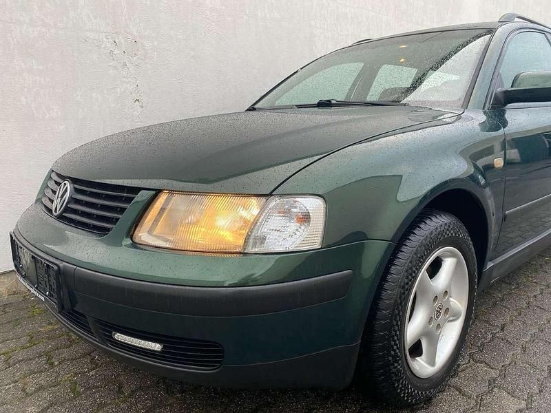 Gebraucht VW Passat S 101 PS (74 kW) 1998 Grün Kombi