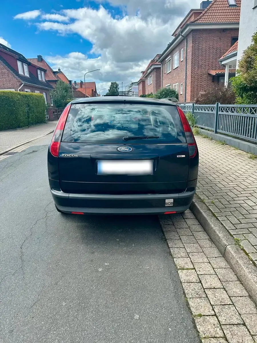 Gebraucht Ford Focus 109 PS (80 kW) 2007 Schwarz Kombi
