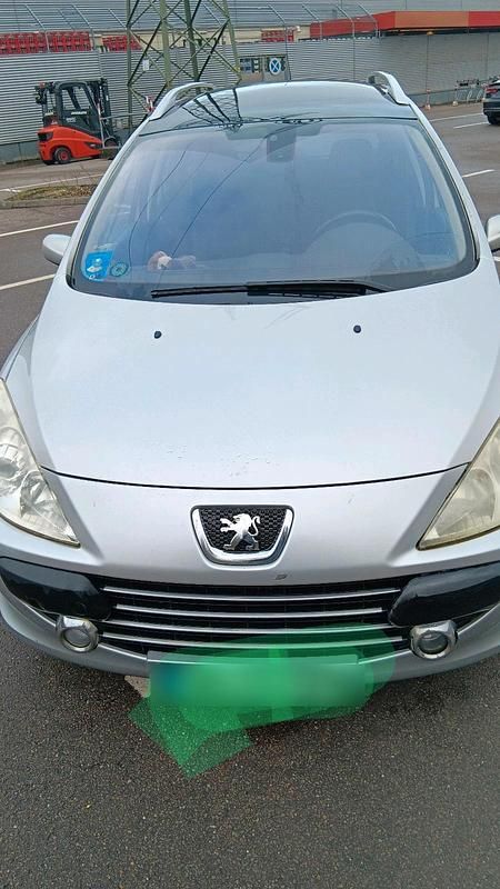 Silber Gebraucht 2007 Peugeot 307 Kombi | 1.100 € (Guter Preis) - Bild 1/4
