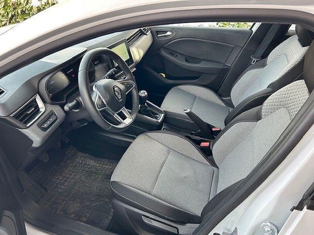 Gebraucht Renault Clio V Evolution 67 PS (49 kW) 2023 Weiß Kleinwagen