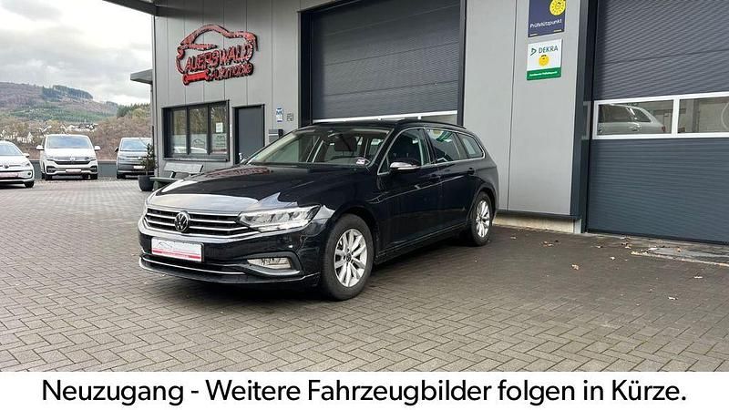 Schwarz Gebraucht 2022 VW Passat Business Kombi | 22.990 € (Guter Preis) - Bild 1/4