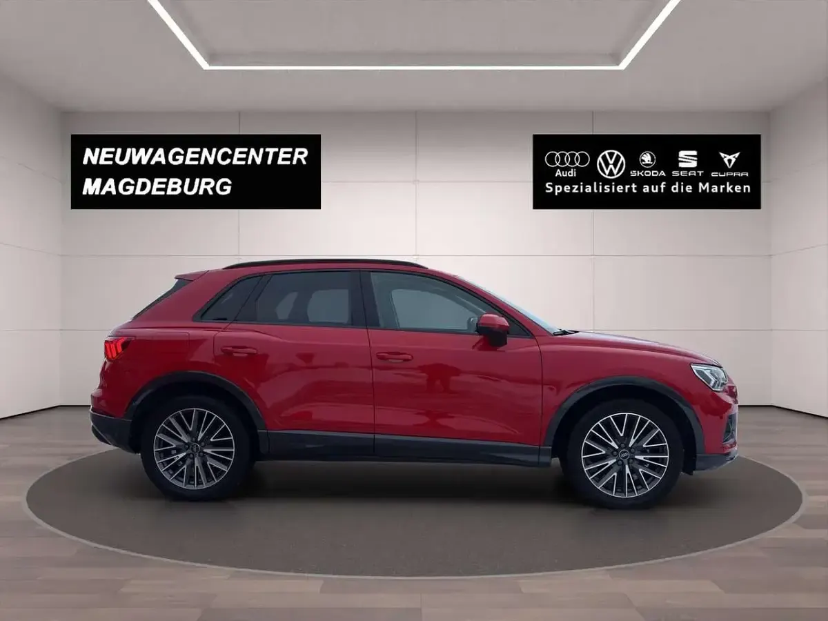 Gebraucht Audi Q3 Advanced Plus 150 PS (110 kW) 2024 Rot SUV