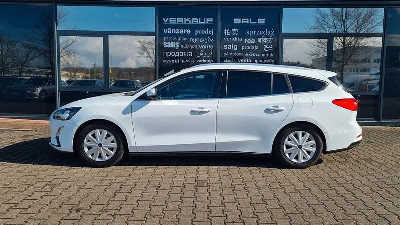 Gebraucht Ford Focus 120 PS (88 kW) 2020 Weiß Kombi