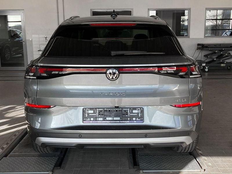 Neu VW T-Roc Style 116 PS (85 kW) 2026 Grau SUV