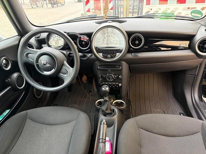 Gebraucht Mini Cooper Brick Lane 122 PS (89 kW) 2013 Schwarz Kleinwagen