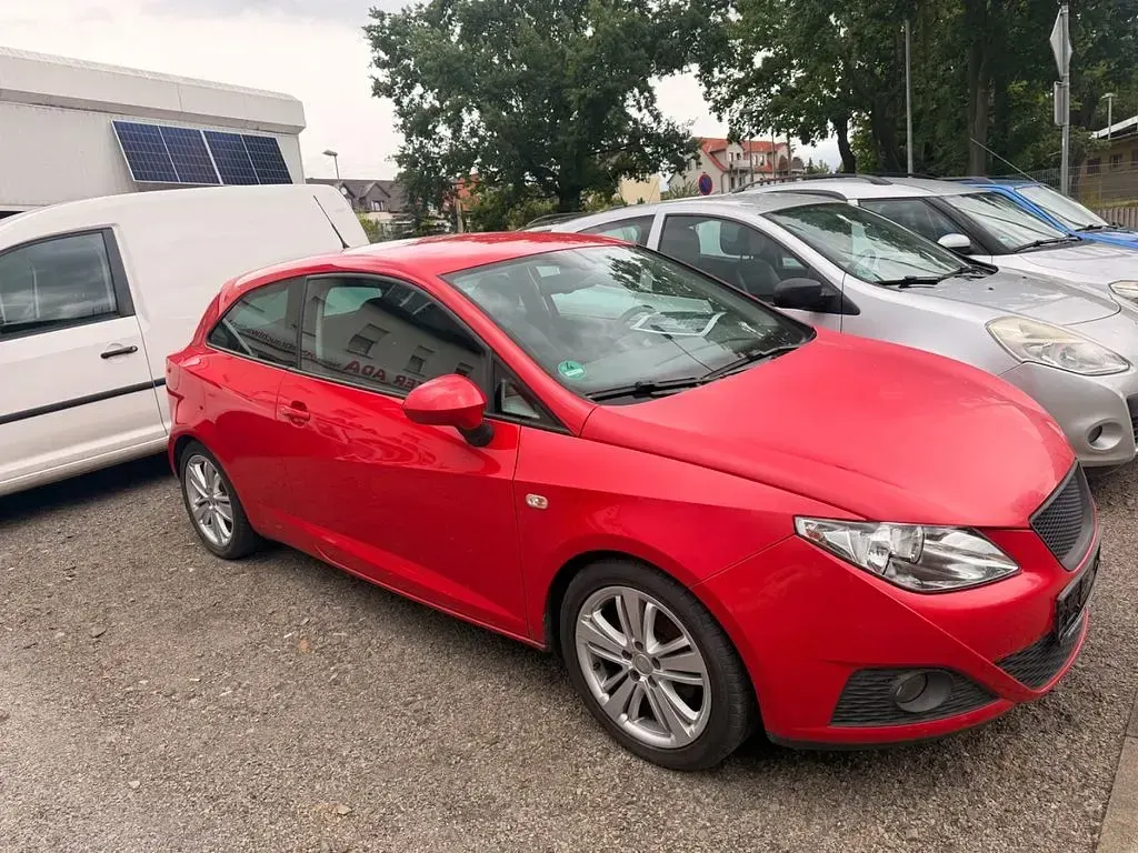 Gebraucht Seat Ibiza SC Stylance 86 PS (63 kW) 2011 Rot Kleinwagen