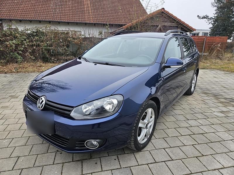Gebraucht VW Golf VII 105 PS (77 kW) 2014 Blau Kombi